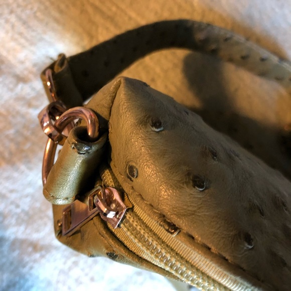 Green Ostrich Handbag - Picture 4 of 11